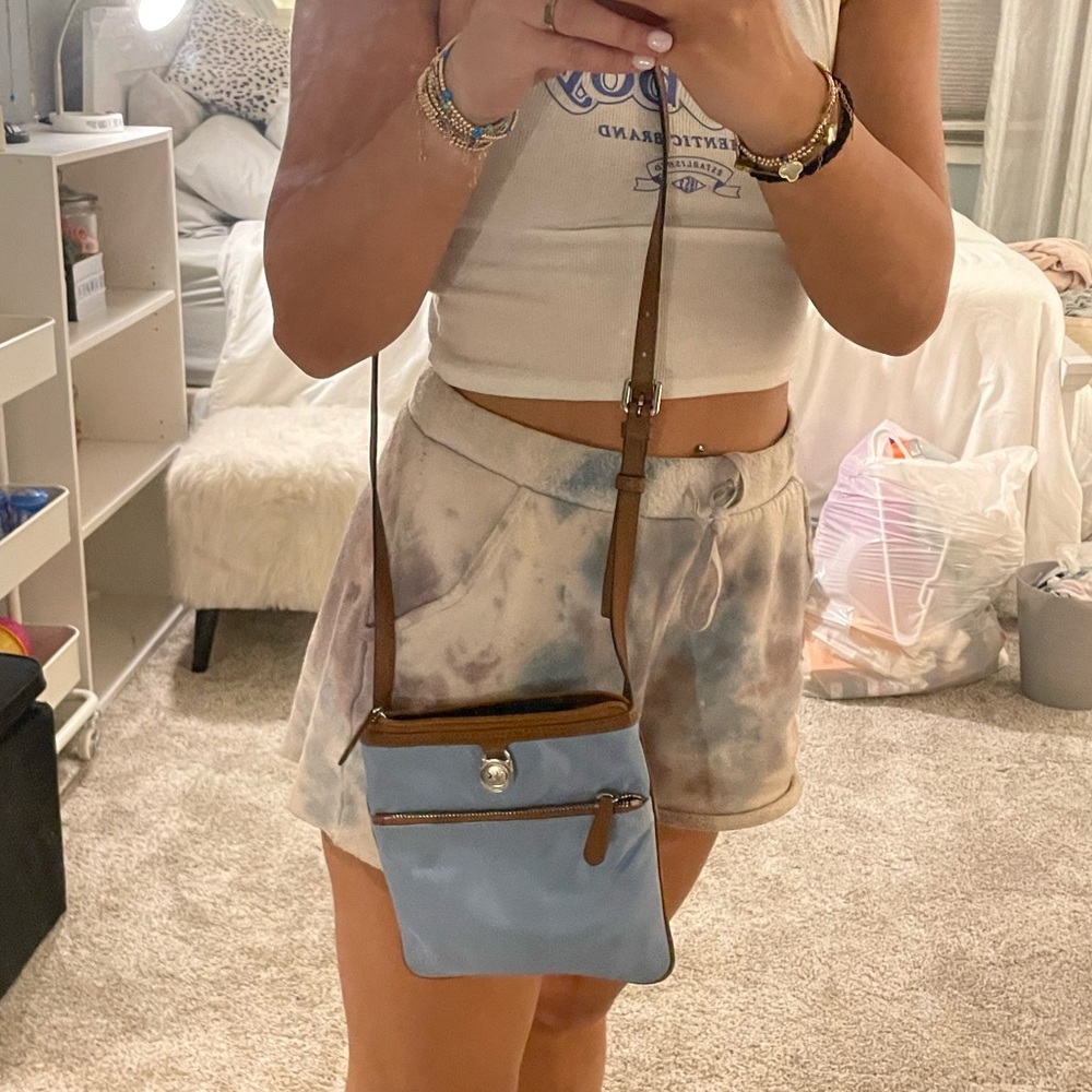 Michael Kors Crossbody - Picture 3 of 4